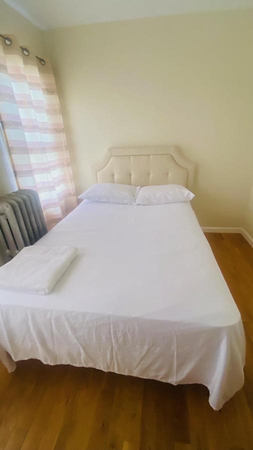 Minutes From Jfk, Beautiful Home With Peaceful, Cosy, Private Room New York Exteriér fotografie