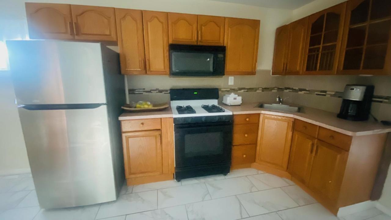 Minutes From Jfk, Beautiful Home With Peaceful, Cosy, Private Room New York Exteriér fotografie